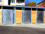 Fahrradschuppen mit Holzverkleidung